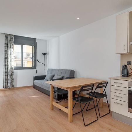 Guestready - Bright Home Near Montjuic Barcelona Exterior foto