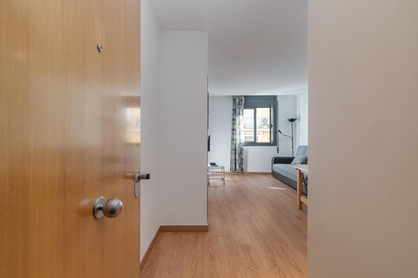 Guestready - Bright Home Near Montjuic Barcelona Exterior foto